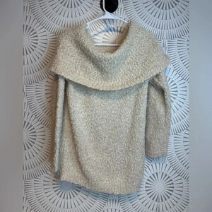 Lauren Conrad Women’s Cowl neck sweater over the shoulder Size Medium